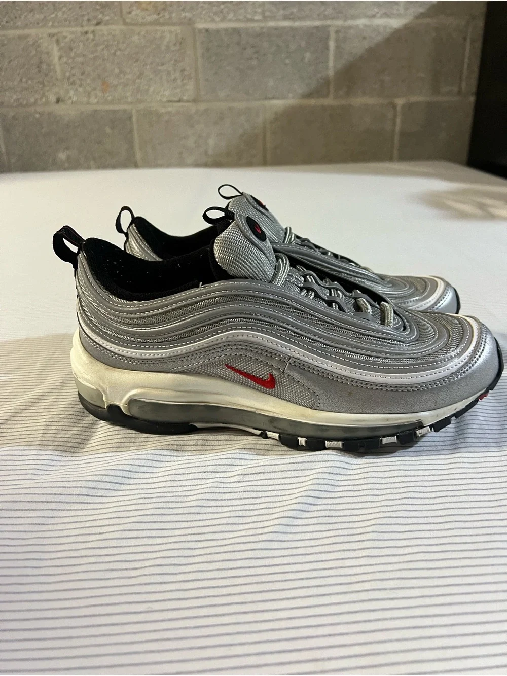 Nike Men’s Silver, Black & Red Air Max-Style Sneakers